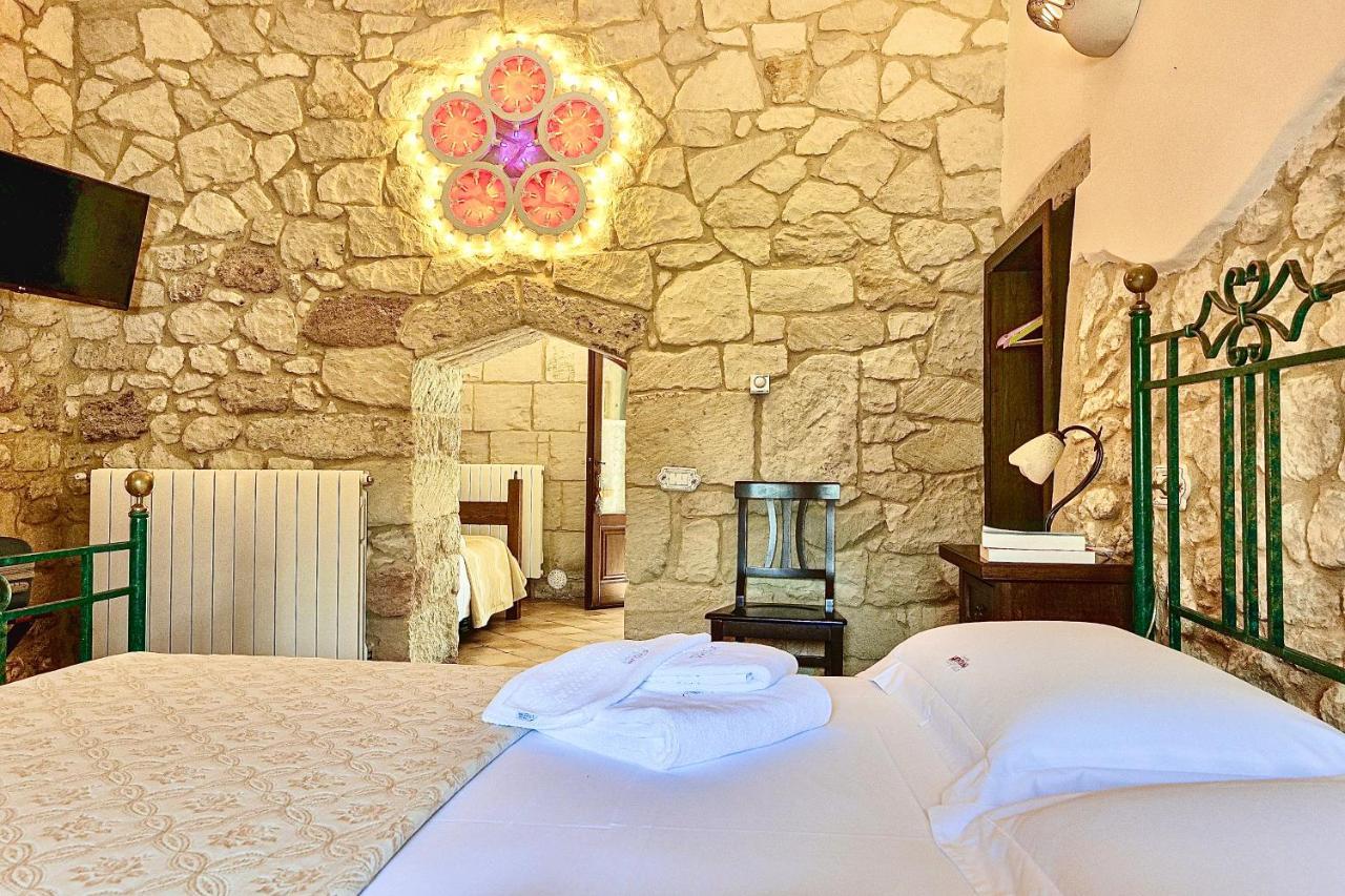 Masseria Casina Montana กอริยิอาโน ดอตรานโต ภายนอก รูปภาพ